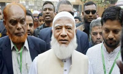 ভোট দিয়েছেন জামায়াত আমির শফিকুর রহমান