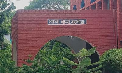 প্রতিবাদ করায় বোমা বিস্ফোরণে বিএনপির কর্মী নিহত