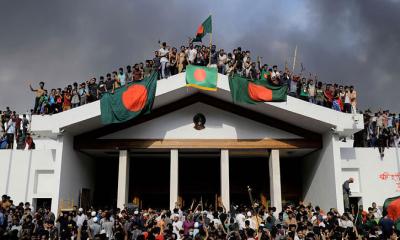 সংস্কার ইস্যুতে বিপরীত অবস্থানে দলগুলো, কী করবে সরকার