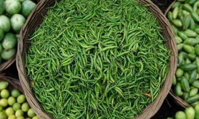 কুষ্টিয়ায় কাঁচামরিচসহ নিত্যপ্রয়োজনীয় পণ্যের মূল‍্য আকাশছোঁয়া