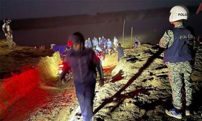 অস্ত্রসহ কাকন বাহিনীর ২১ সদস্য গ্রেপ্তার