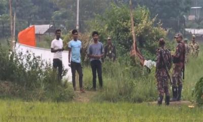 সীমান্ত থেকে উধাও পুশইনের অপেক্ষায় রাখা তিন যুবক