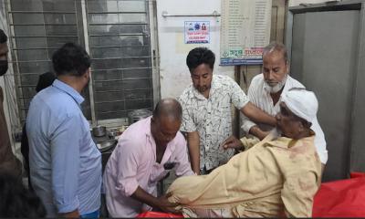 চাঁদা না পেয়ে ব্যবসায়ীর ওপর হামলা, বিএনপি নেতাকে পিস্তল ঠেকানোর অভিযোগ