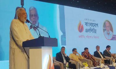 এলপিজি সিলিন্ডারের দাম ১ হাজার টাকার মধ্যে থাকা উচিত:  জ্বালানি উপদেষ্টা