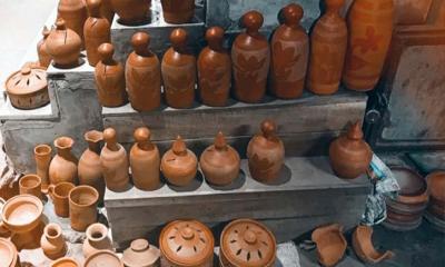 প্লাস্টিক ও মেলামাইনের সস্তা পণ্যের দাপটে হারিয়ে যাচ্ছে মৃৎশিল্প