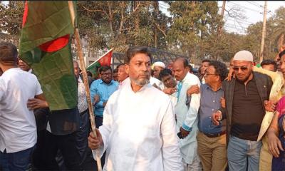 ধানের শীষে ভোট চাইলেন মোটরসাইকেলের শহিদুল ইসলাম