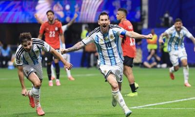 এমবাপ্পেকে পেছনে ফেলে গোল্ডেন বুটের দৌড়ে শীর্ষে মেসি