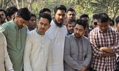 বধ্যভূমিতে জুলাই শহিদদের প্রতি শ্রদ্ধা জানালো এনসিপি