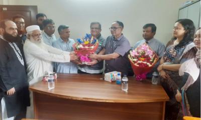 প্রবীনদের বিশেষ যত্ন নিয়ে বার্ধক্যের প্রস্তুতি নিন