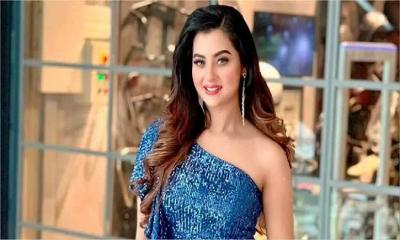 নতুন চমক নিয়ে হাজির বুবলী