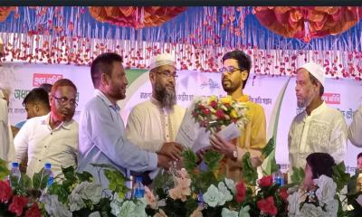 নিজ গ্রামে সংবর্ধনা পেলেন রাকসুর নবনির্বাচিত ভিপি জাহিদ