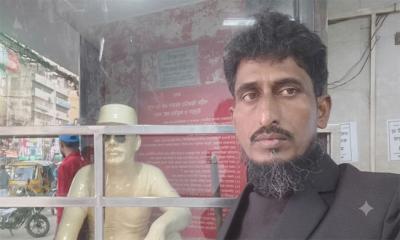 মাদক সেবনে বাঁধা দেওয়ায় ব্যবসায়ীকে ছুরিকাঘাতে খুন