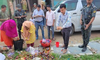 পাবনায় নকল পানীয় কারখানার সন্ধান