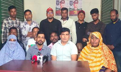 গ্রিসে পাঠানোর প্রলোভনে ইরানে আটকে ৯ যুবককে নির্যাতন