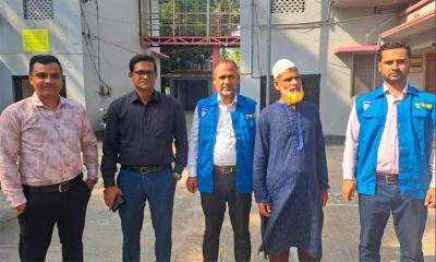 ভুয়া পরিচয়ে চাকরি করে ৩৭ লাখ টাকা আত্মসাৎ, শেষ রক্ষা হলো না রাজ্জাকের