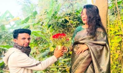 বিয়ের দাবিতে প্রেমিকের বাড়িতে প্রেমিকার অনশন