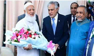 বাসায় গিয়ে জামায়াত আমিরের খোঁজ নিলেন পাক পররাষ্ট্রমন্ত্রী