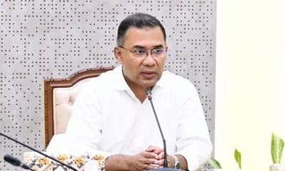 অভিনন্দন সংবলিত সব বিলবোর্ড অপসারণের নির্দেশ দিলেন প্রধানমন্ত্রী