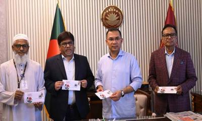 স্বাধীনতা দিবস উপলক্ষে স্মারক ডাকটিকিট উন্মোচন করলেন প্রধানমন্ত্রী