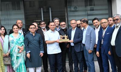 পোশাক শিল্পের সংকট নিরসনে প্রধানমন্ত্রীর কাছে নীতিগত সহায়তা চেয়েছে বিজিএমইএ
