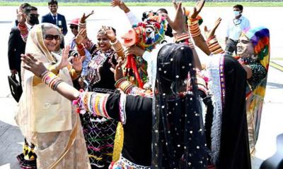 আজমির শরিফ পরিদর্শনে রাজস্থানে প্রধানমন্ত্রী 