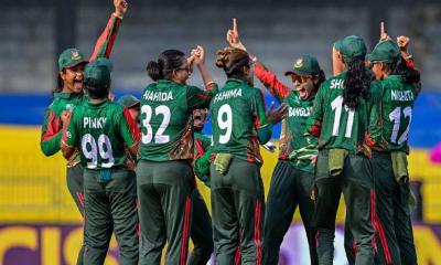 পাকিস্তানকে হারিয়ে বিশ্বকাপ শুরু বাংলাদেশের 