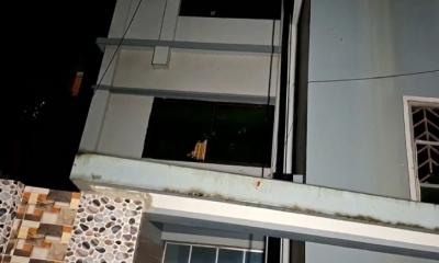 সাকিব আল হাসানের বাড়িতে আগুন, পেট্রলবোমা বিস্ফোরণ