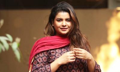খারাপ সম্পর্কে থাকার চেয়ে একা থাকা ভালো: শবনম ফারিয়া