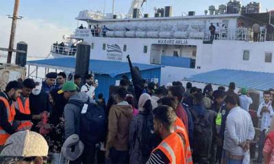 বহুল কাঙ্খিত সেন্টমার্টিন গেল ১২০০ পর্যটক