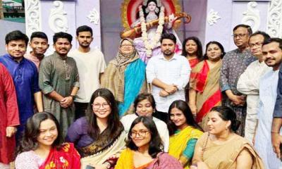 জগন্নাথ হলে সরস্বতী পূজা পরিদর্শনে উপদেষ্টা নাহিদ-আসিফ