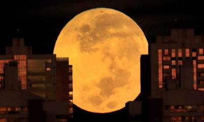 আজ রাতেই দেখা যাবে বছরের সবচেয়ে বড় ‘সুপারমুন’