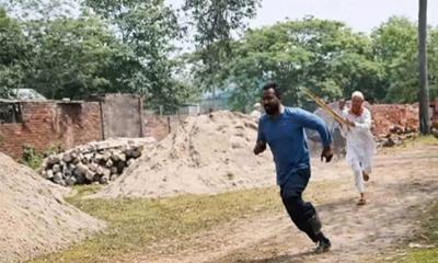 প্রকৌশলীকে বাঁশ নিয়ে তাড়া, ঠিকাদারের ম্যানেজার গ্রেপ্তার