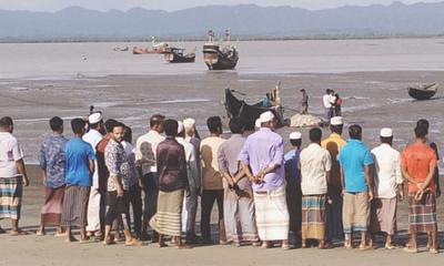 মিয়ানমার থেকে ছোঁড়া গুলিতে টেকনাফে দুই কিশোর আহত