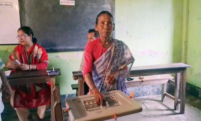 ঠাকুরগাঁও-১ আসনে ভোট চলছে