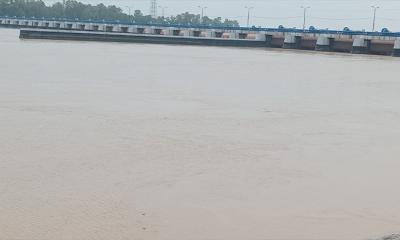 তিস্তার পানি বিপৎসীমার নিচে, বাড়ী ফিরতে শুরু করেছে মানুষ