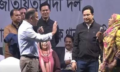 সাধারণ মানুষের কথা শুনে হাসলেন তারেক রহমান, দিলেন সমস্যা সমাধানের আশ্বাস