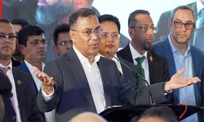 আমাকে বিদায় দিতে দয়া করে কেউ এয়ারপোর্টে যাবেন না: তারেক রহমান