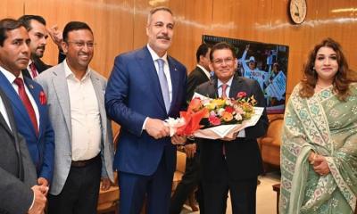 ঢাকায় তুরস্কের পররাষ্ট্রমন্ত্রী, শনিবার প্রধানমন্ত্রীর সঙ্গে সাক্ষাৎ