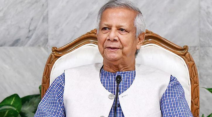 ঢাকার পথে প্রধান উপদেষ্টা ড. মুহাম্মদ ইউনূস