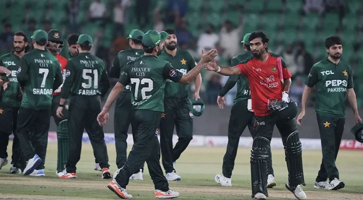 হারের ম্যাচেও প্রাপ্তি তানজিম সাকিবের বিশ্বরেকর্ড