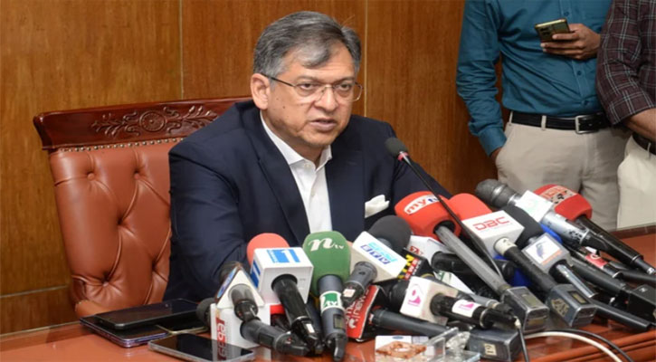 লক্ষ্য একটাই- সবার মতামতের ভিত্তিতে টেকসই সংবিধান সংশোধন: স্বরাষ্ট্রমন্ত্রী