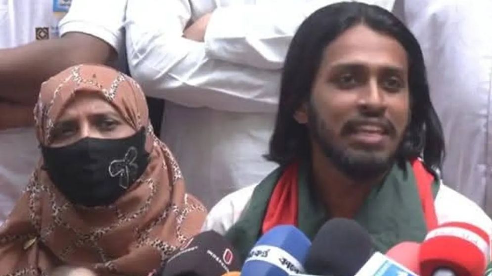 আম্মারের মায়ের আবেগঘন স্ট্যাটাস ভাইরাল