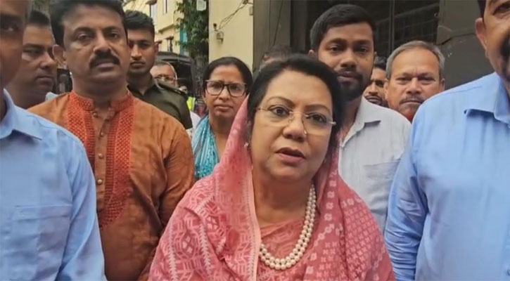 খাদ্য মন্ত্রণালয়কে দুর্নীতিমুক্ত করতে বুঝেশুনে সিদ্ধান্ত নেওয়া হবে- খাদ্যমন্ত্রী