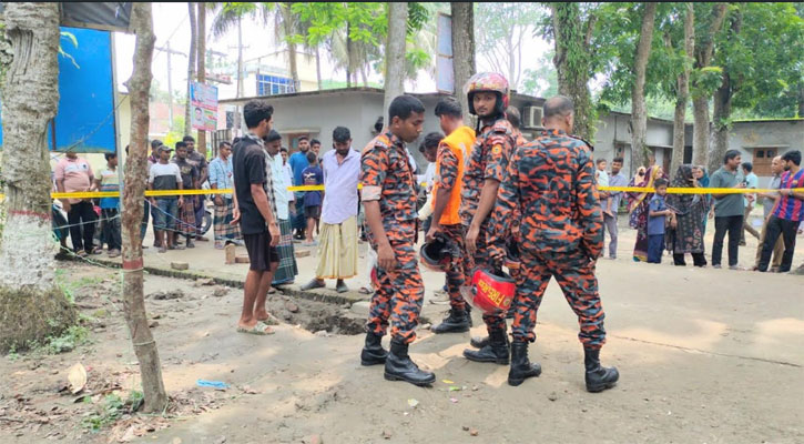 শরীয়তপুরে মাটি গরম হয়ে ধোঁয়া, তদন্তে আসছে পেট্রোবাংলা