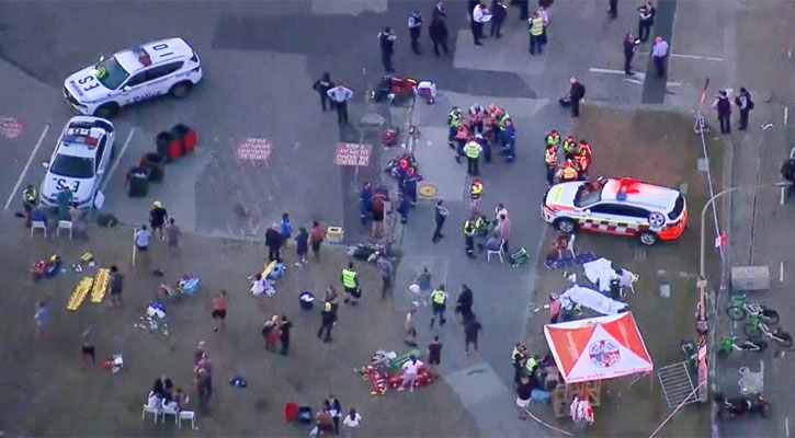 সিডনিতে সমুদ্রসৈকতে বন্দুক হামলা, নিহত ১০