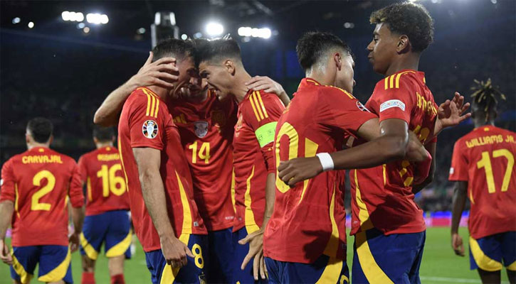 সুন্দর ফুটবলের পসরা মেলে কোয়ার্টার-ফাইনালে স্পেন