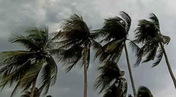 রাতে ১১ জেলায় ঝড়ের আভাস, হতে পারে বজ্রসহ বৃষ্টি