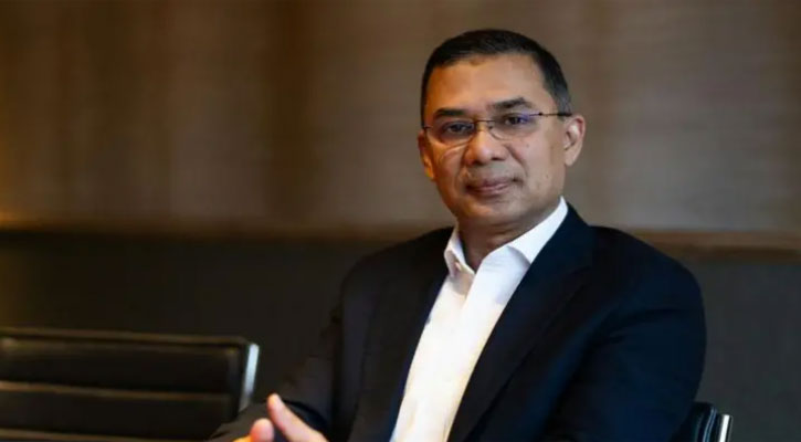 তারেক রহমানের প্রত্যাবর্তনের অপেক্ষায় দেশ