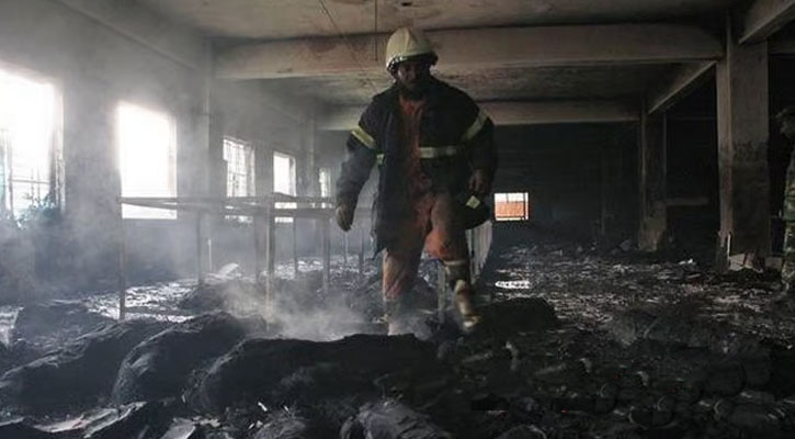 আট বছরে সাক্ষ্য ১১ জনের