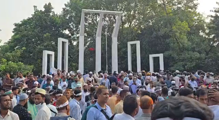 হামলার পর শিক্ষাপ্রতিষ্ঠানে সোমবার থেকে কর্মবিরতি ডাক দিলেন শিক্ষকরা